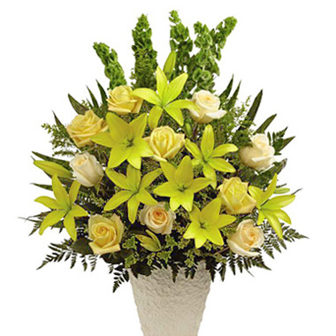 FTD® Golden Memories Sympathy Arrangement