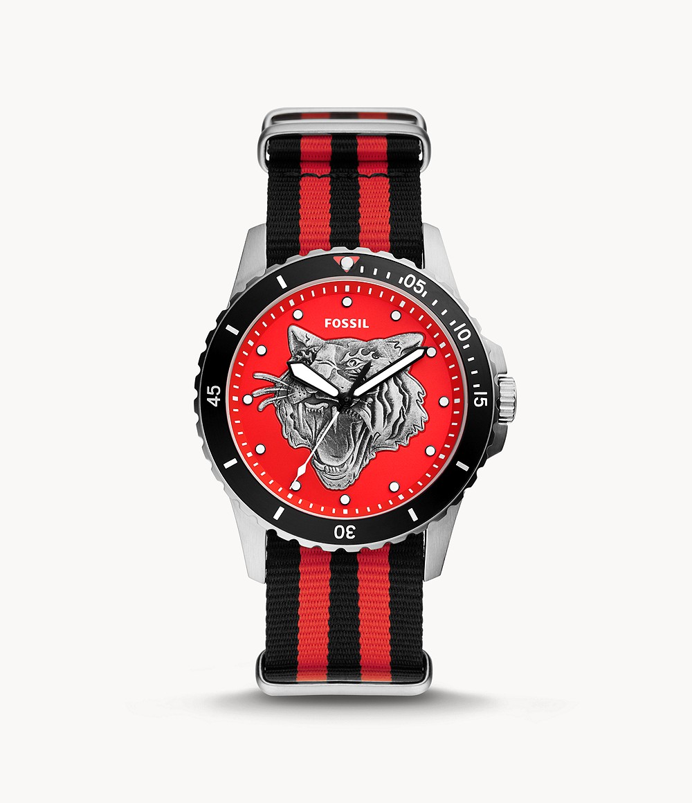 Fb - 01 Three-Hand Black And Red Nylon Watch